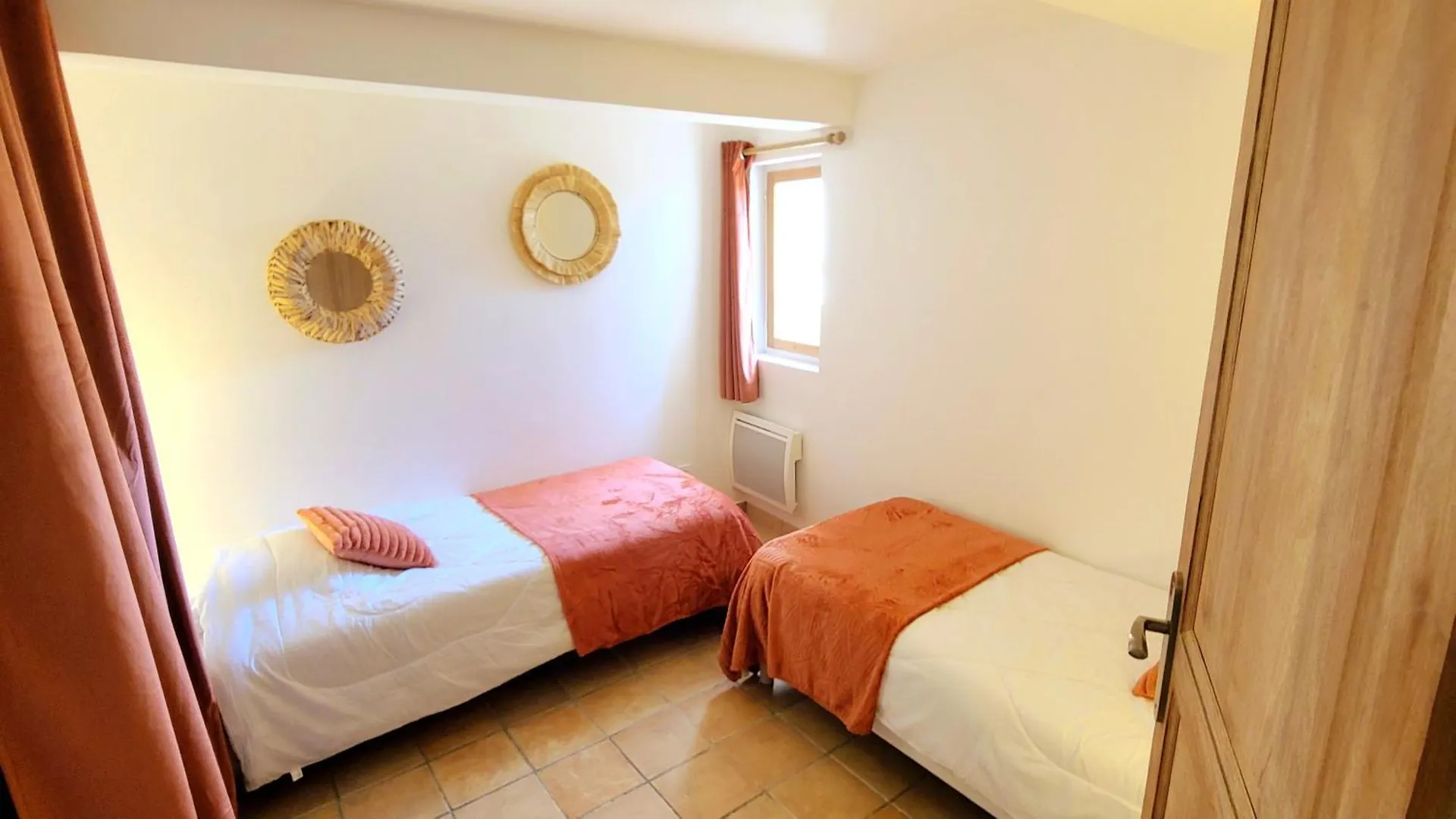 公寓 Levant Des Templiers, 2 Chambres, Vue Mer, Centre Historique 耶尔 法国